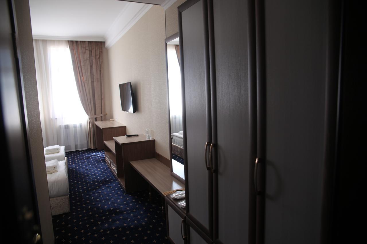 Hotel Khanaka Turkistan Eksteriør billede
