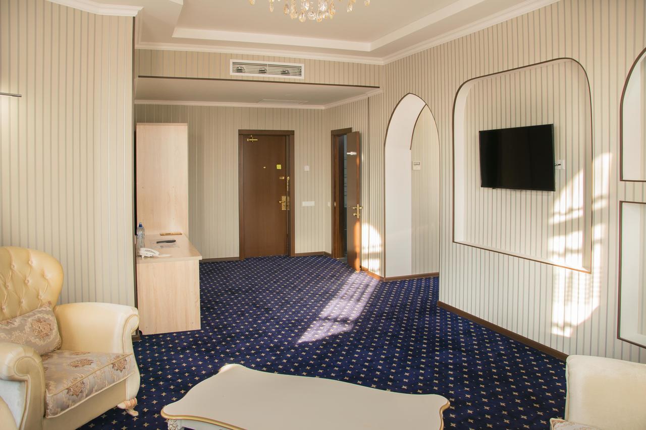 Hotel Khanaka Turkistan Eksteriør billede