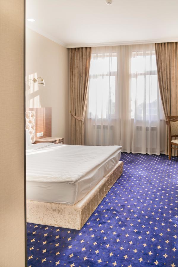 Hotel Khanaka Turkistan Eksteriør billede